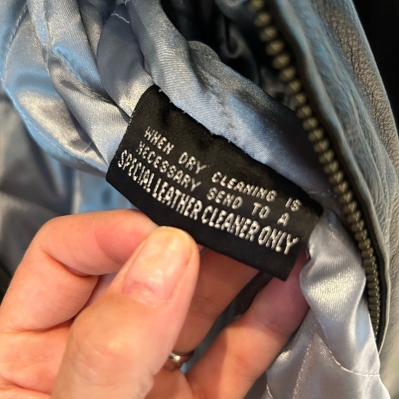 WILSONS LEATHER Women’s Large Black Genuine Leather Jacket - Picture 6 of 7